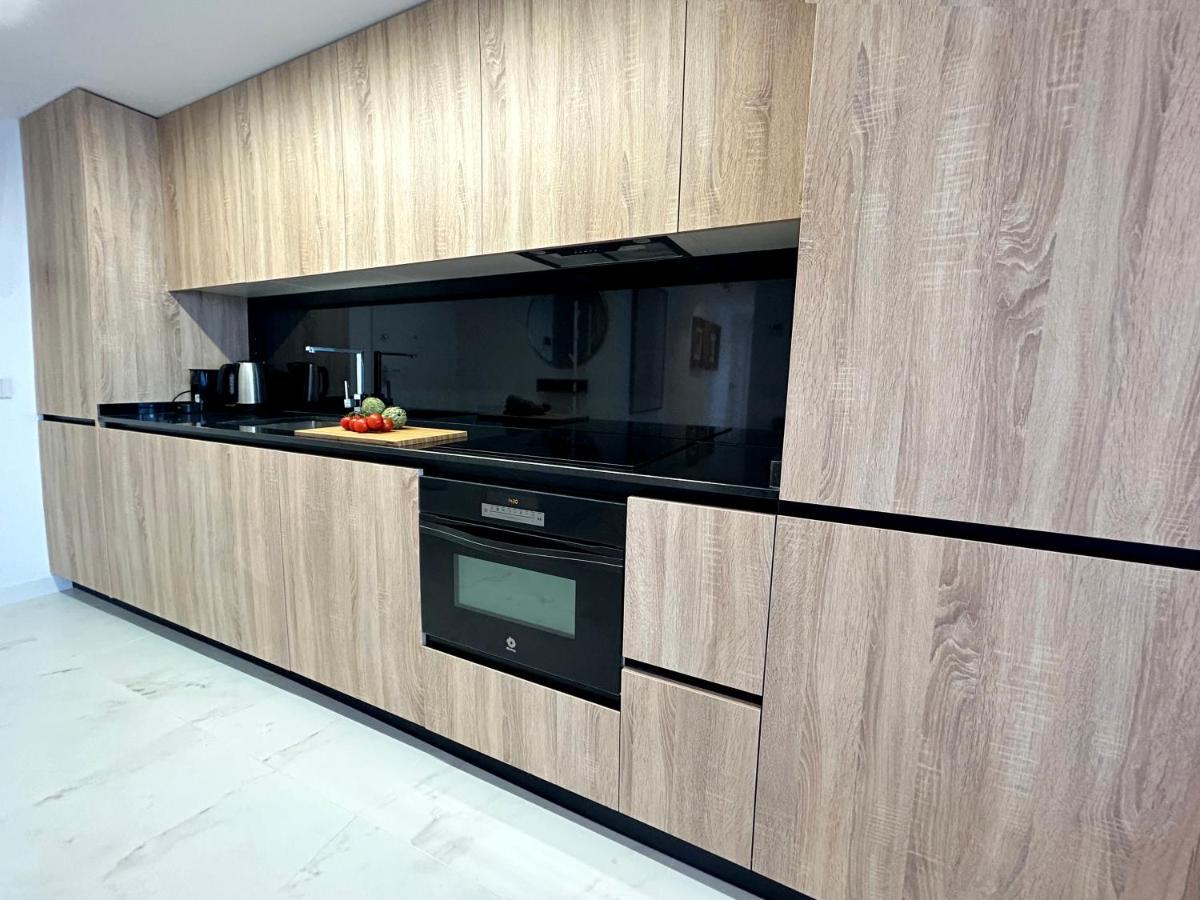 Posidonia Punta Prima - Luxury Seafront Apartment