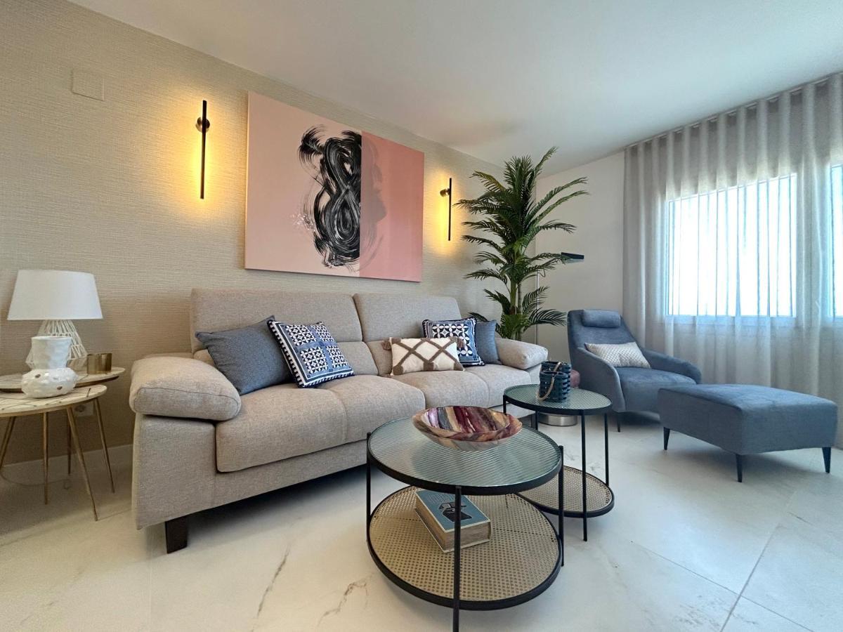 Posidonia Punta Prima - Luxury Seafront Apartment