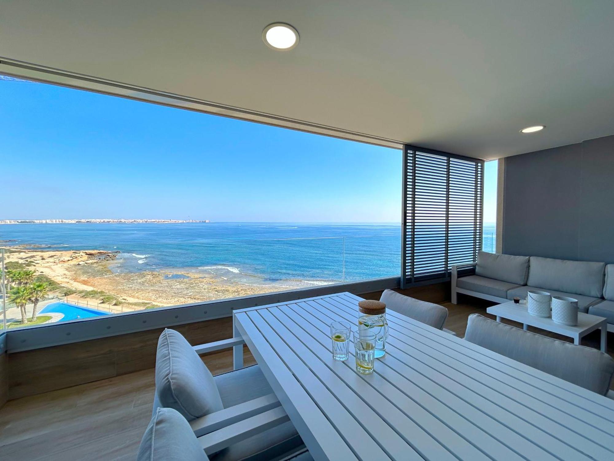 Posidonia Punta Prima - Luxury Seafront * Punta Prima (Alicante)