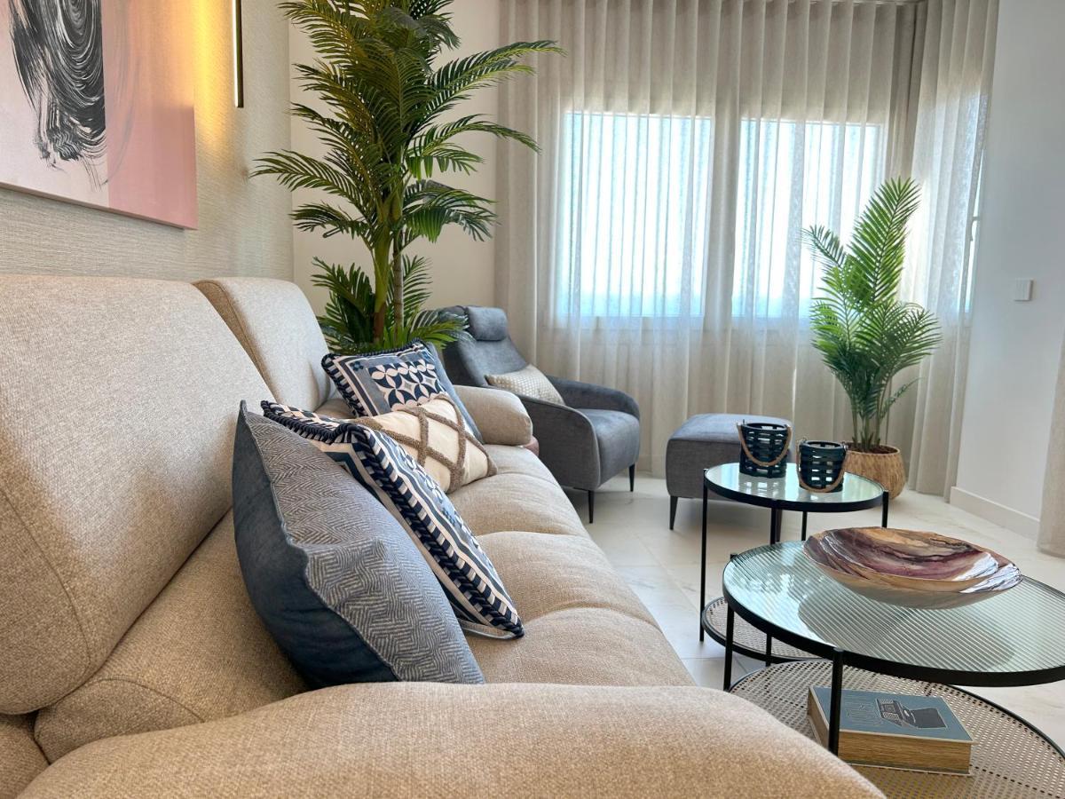 Posidonia Punta Prima - Luxury Seafront Appartement *