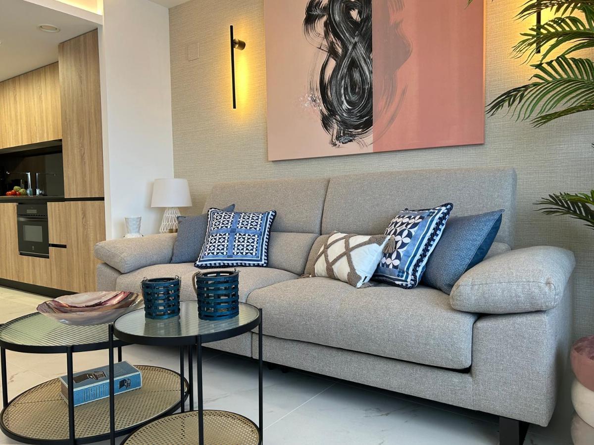 Posidonia Punta Prima - Luxury Seafront Appartement *